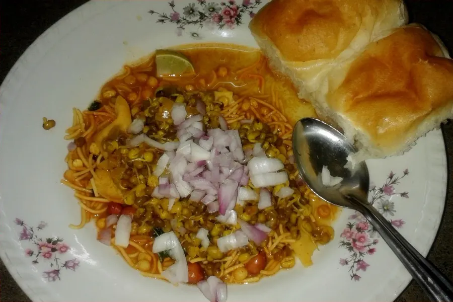 Misal pav